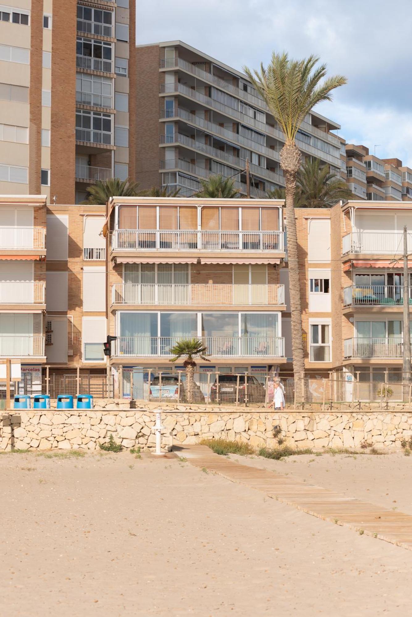 Sohosuites Campello Beach Ел-Кампельйо Екстер'єр фото